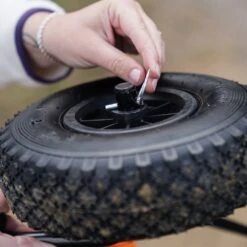 SUP, Canoe And Kayak Transport Cart|-|Chariot De Transport Pour Kayaks, Canots Et Planche à Pagaie SUP -Boating equipment store PLS PS3042 7E 7ELifestyle2 20Black 20 20Orange