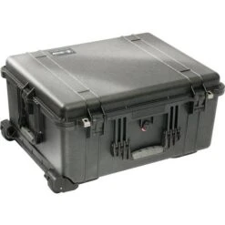 Pelican 1610 Case With Foam (Black) Model:1610-020-110